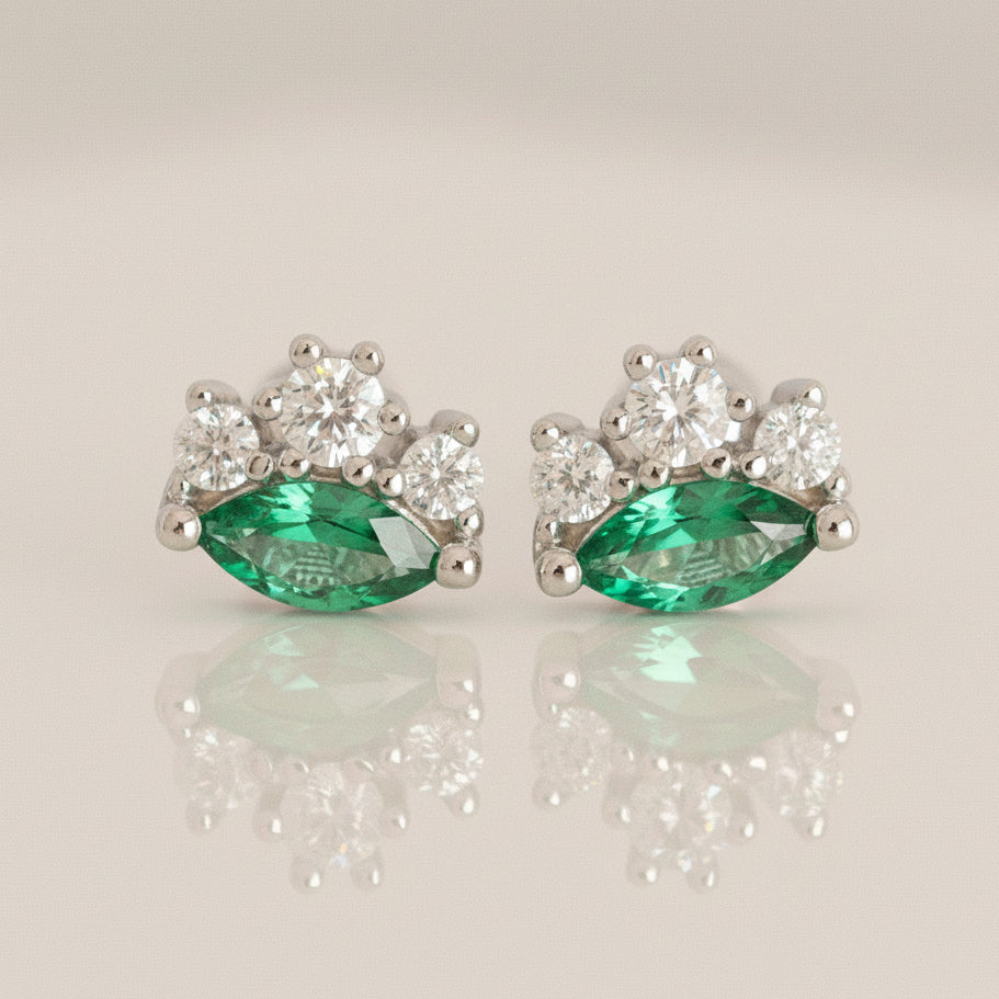 Pendientes de oro con circonitas cúbicas de talla marquesa: pendientes verde esmeralda o lavanda