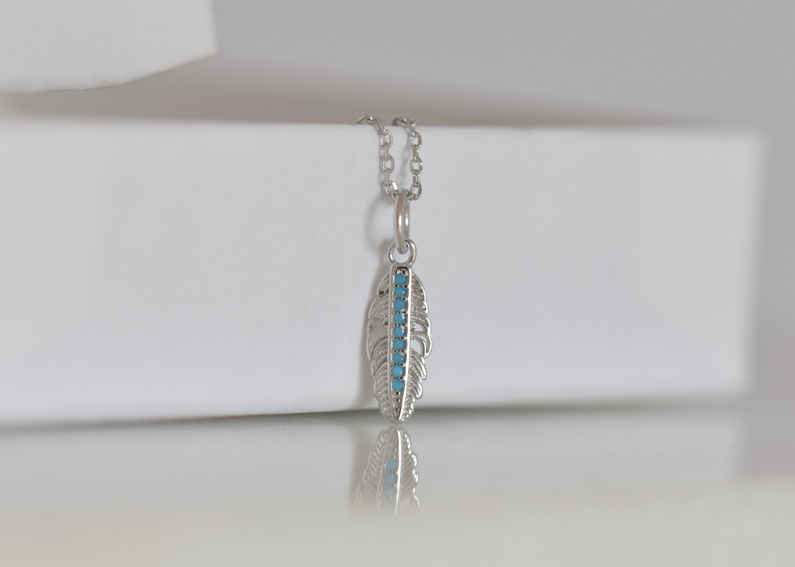 Dainty Feather Necklace