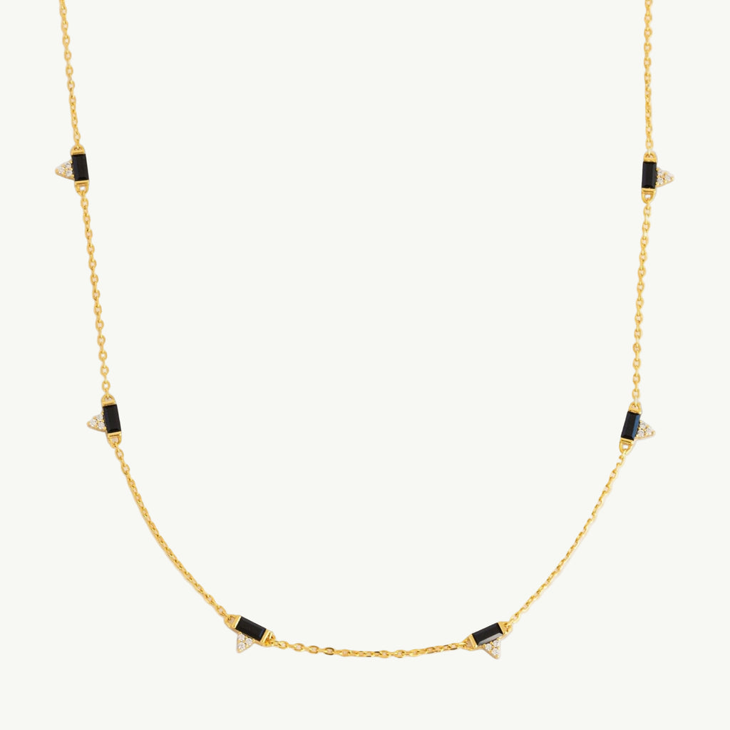 Elegante collar Station con circonitas cúbicas