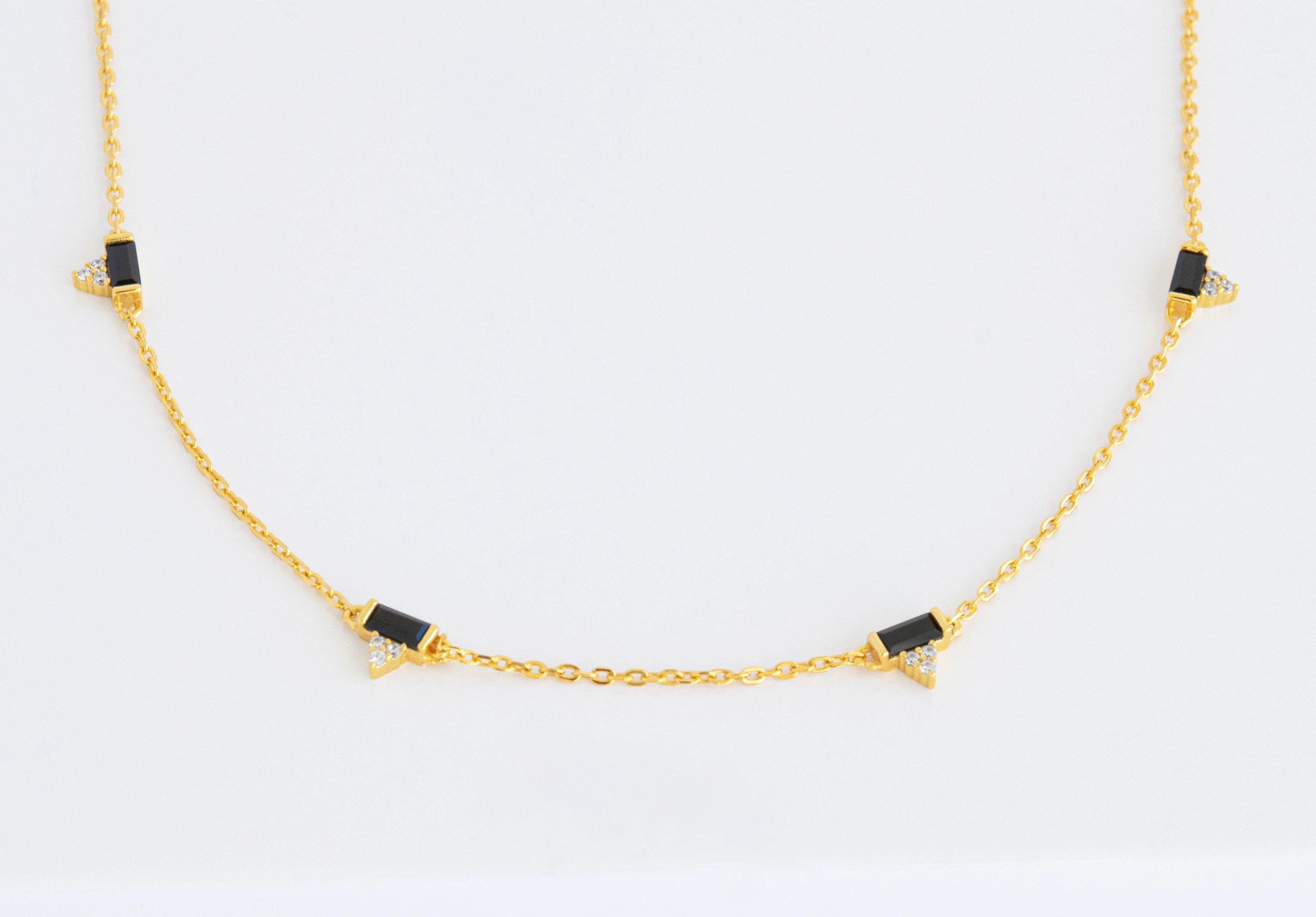 Elegante collar Station con circonitas cúbicas