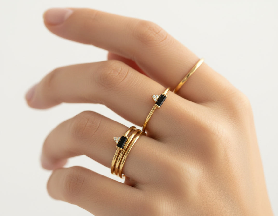 Anillo delicado con circonita cúbica