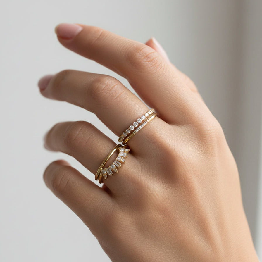 Anillo de circonita cúbica de talla baguette delicada