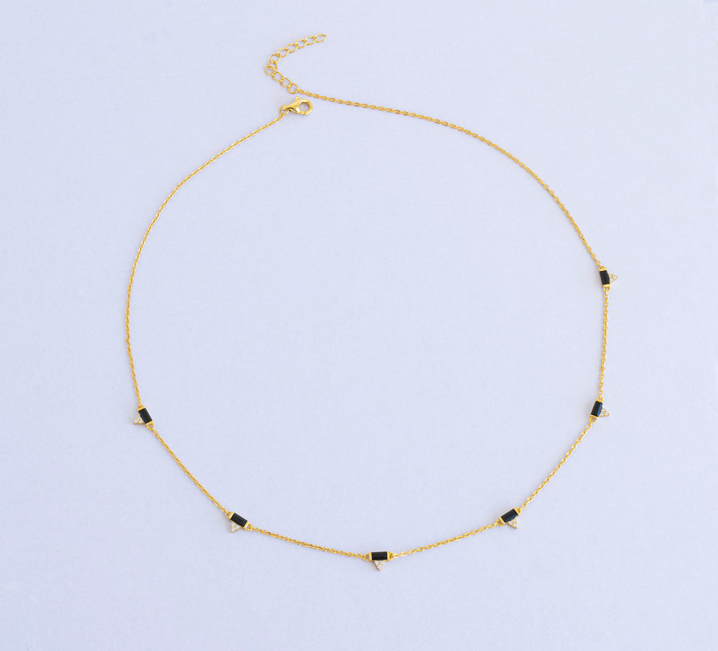 Elegante collar Station con circonitas cúbicas