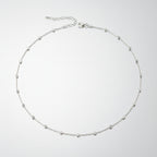 Gargantilla con disco dorado